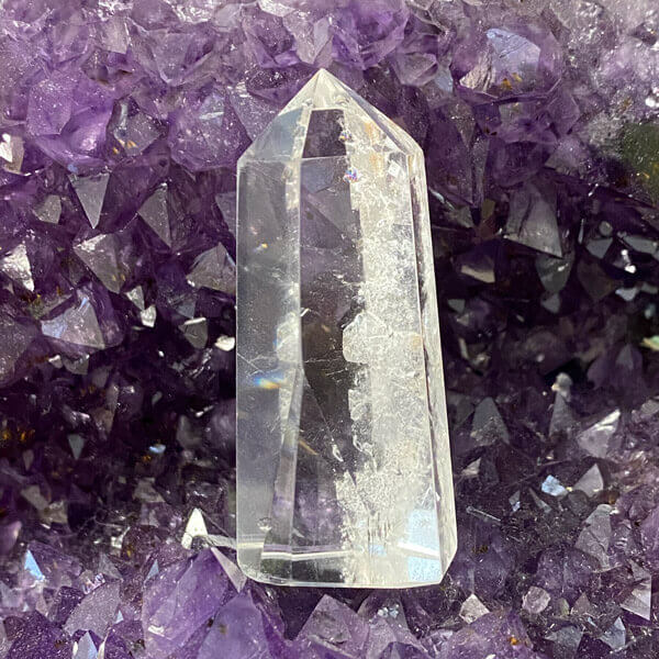 quartz-crystal-point